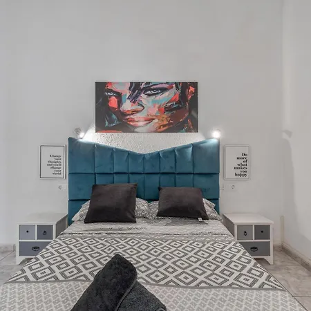 Chiara Garden View Адехе