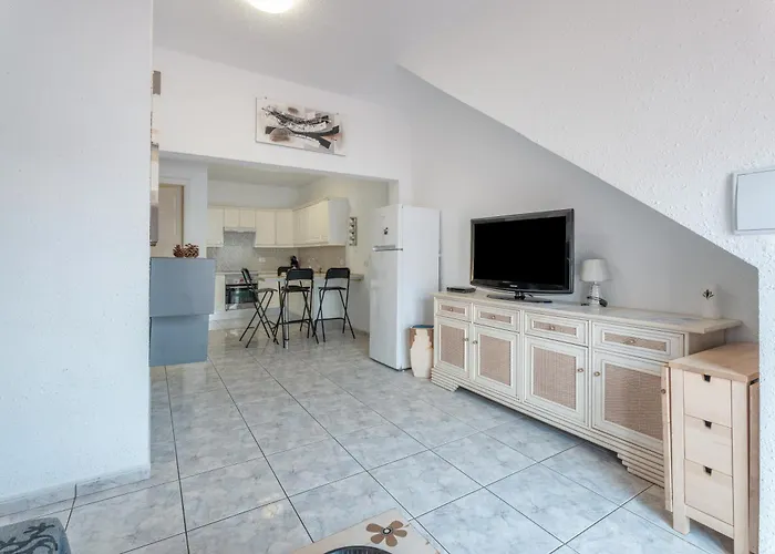 Chiara Garden View Holiday home *