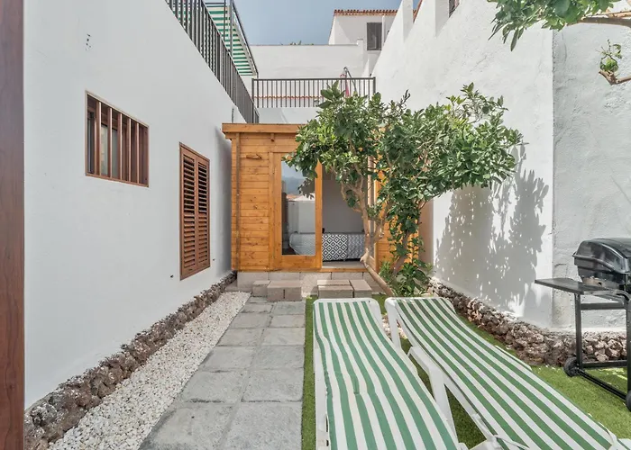 Chiara Garden View *