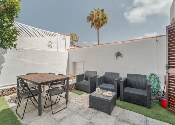 Chiara Garden View Holiday home *